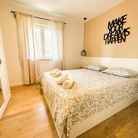 Ulika Parentina * Porec